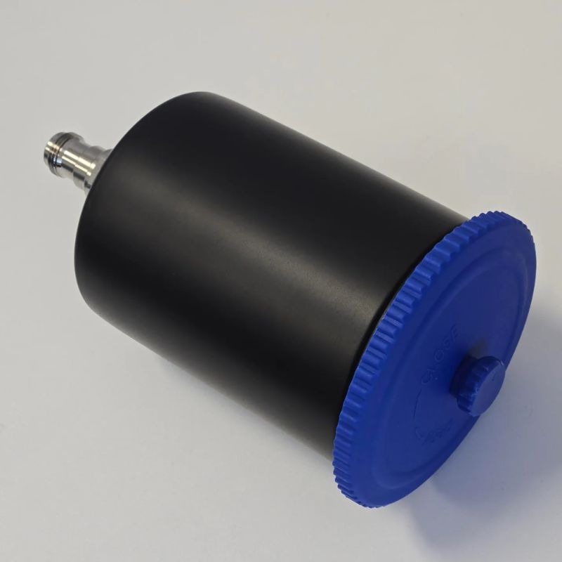 Luma III new 650ml Black Paint Pot for EXODUS Spray gun.